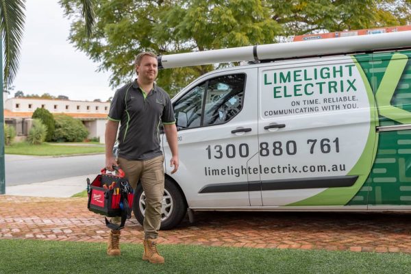 limelight-electrix-western-power-defect-power-pole-repairs-experts-perth limelight-electrix-western-power-defect-power-pole-repairs-experts-perth